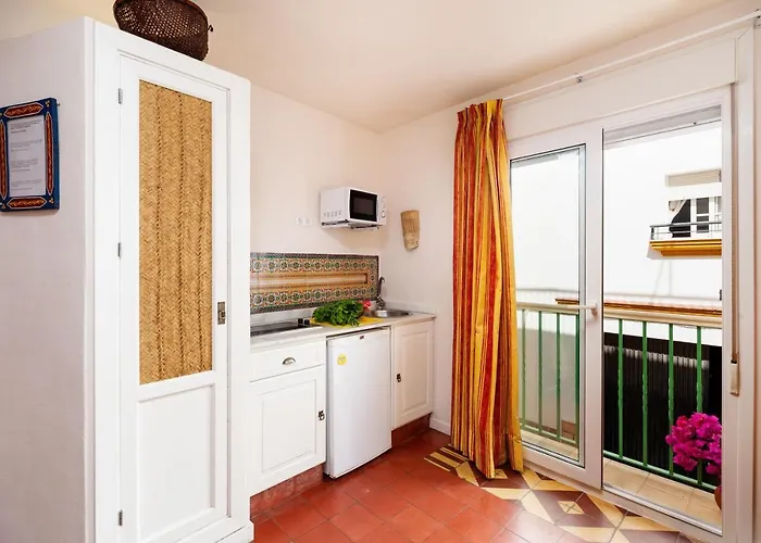 Apartamento Gloria 3 *